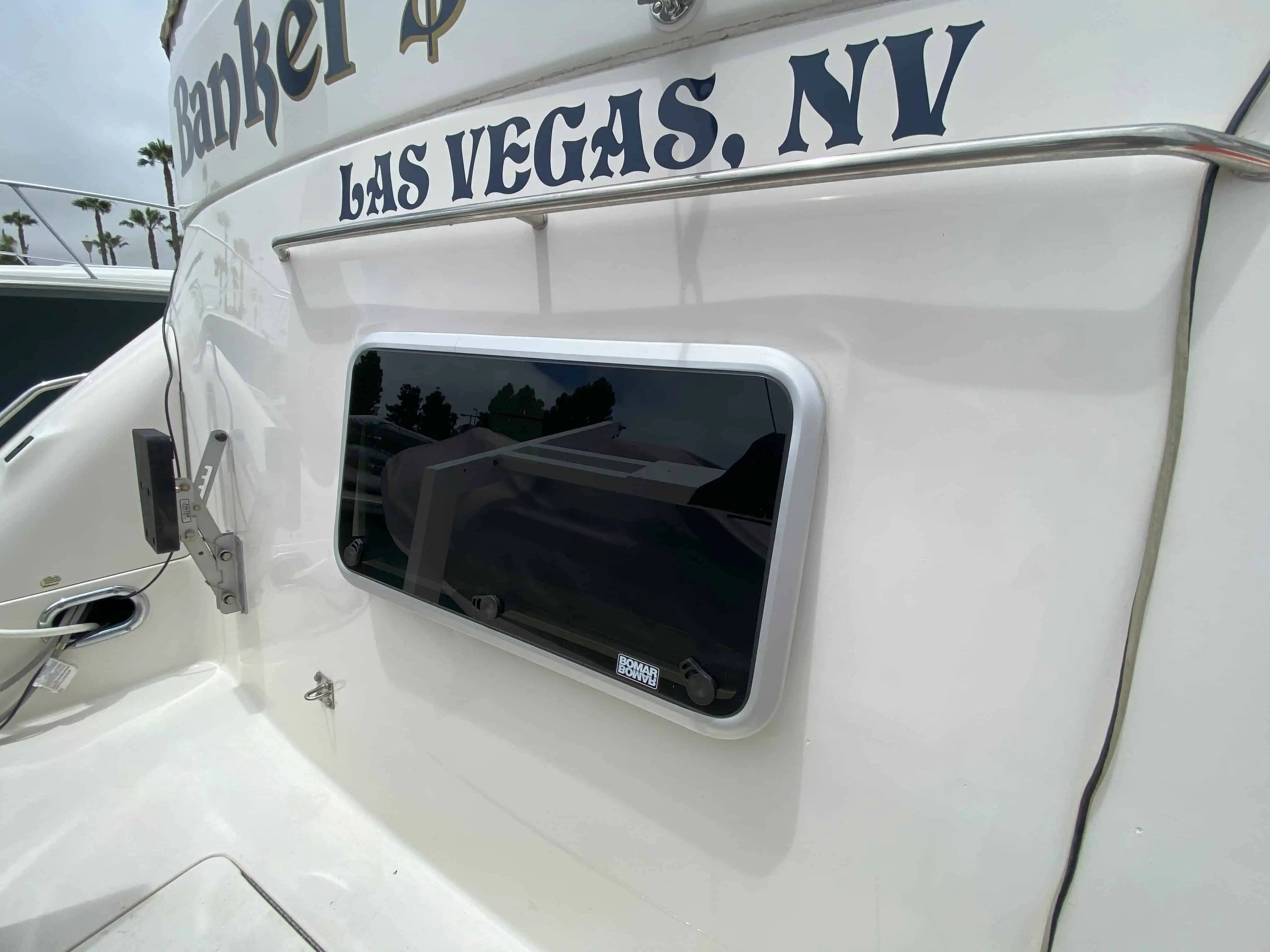 Shoresight Marine: Boat Window & Hatch Installation in San Diego